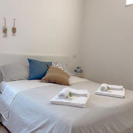 La Marina - Rooms In Стинтино Екстериор снимка