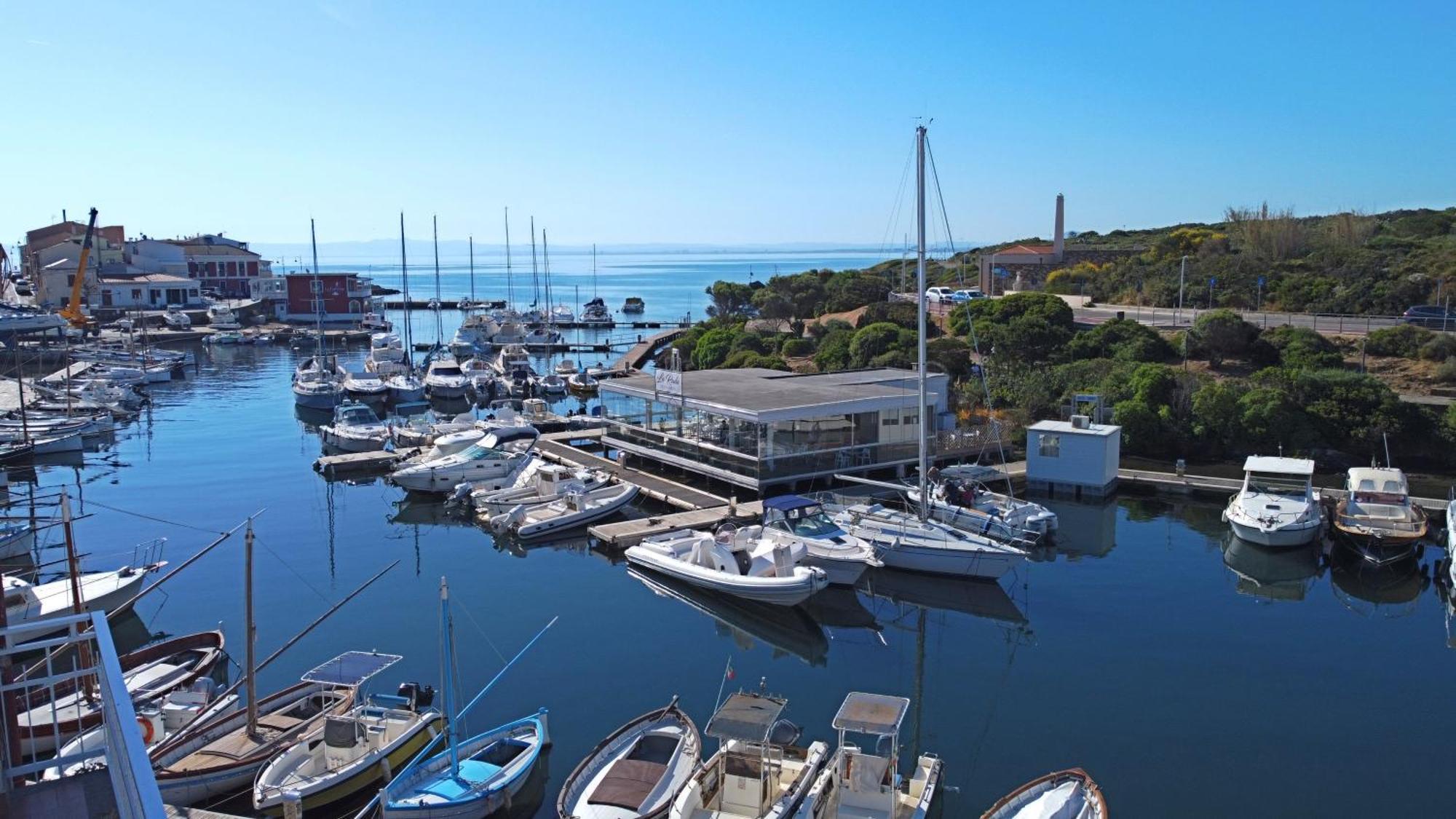 La Marina - Rooms In Стинтино Екстериор снимка