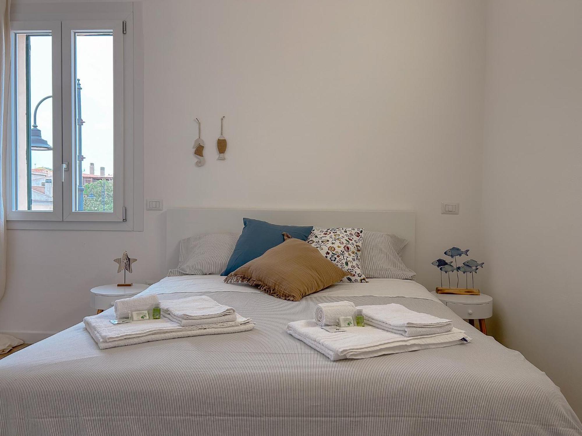 La Marina - Rooms In Стинтино Екстериор снимка