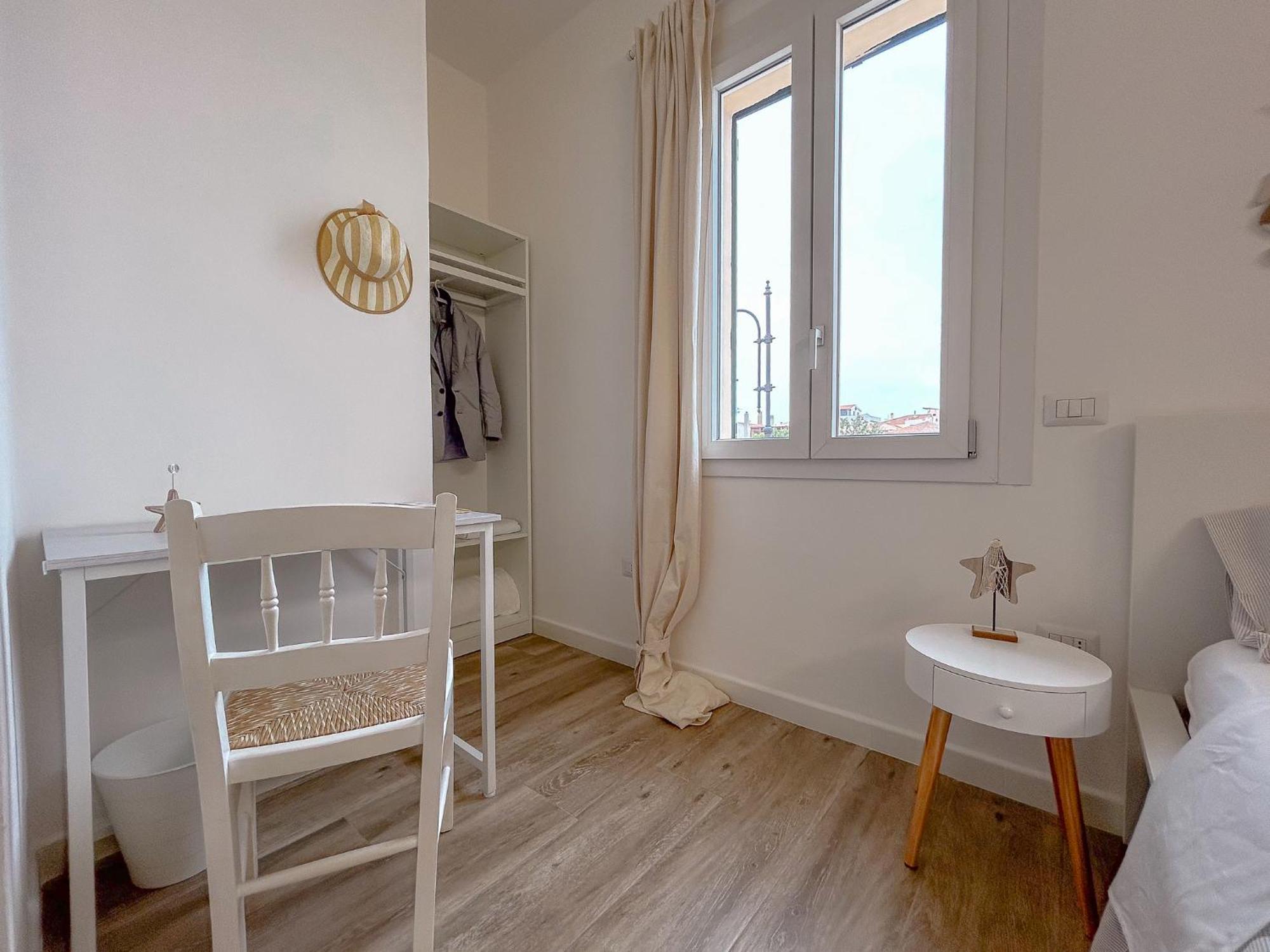 La Marina - Rooms In Стинтино Екстериор снимка