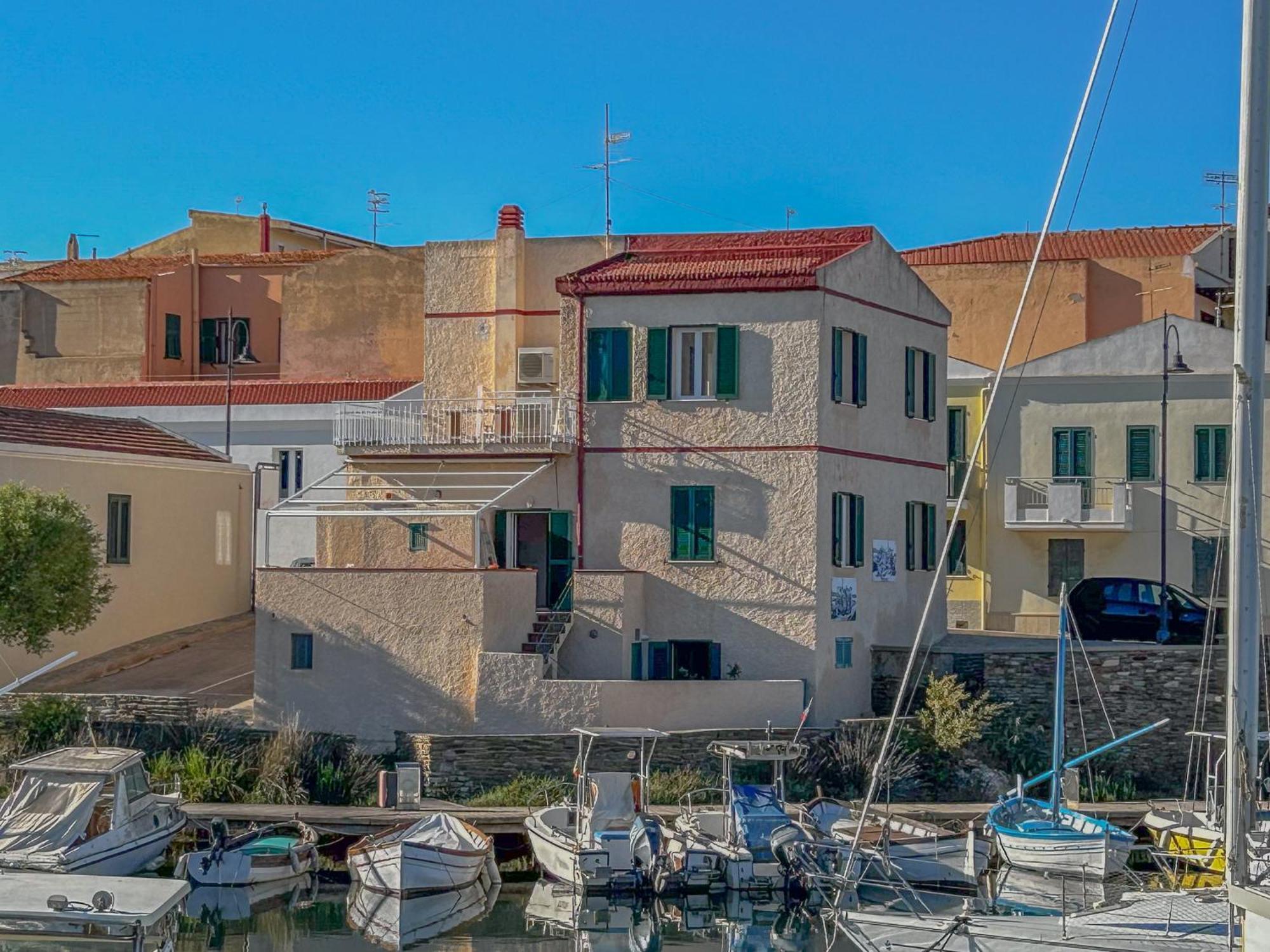 La Marina - Rooms In Стинтино Екстериор снимка